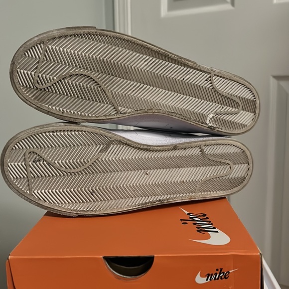 Women’s Nike blazer low ‘77 white ghost - Picture 7 of 13